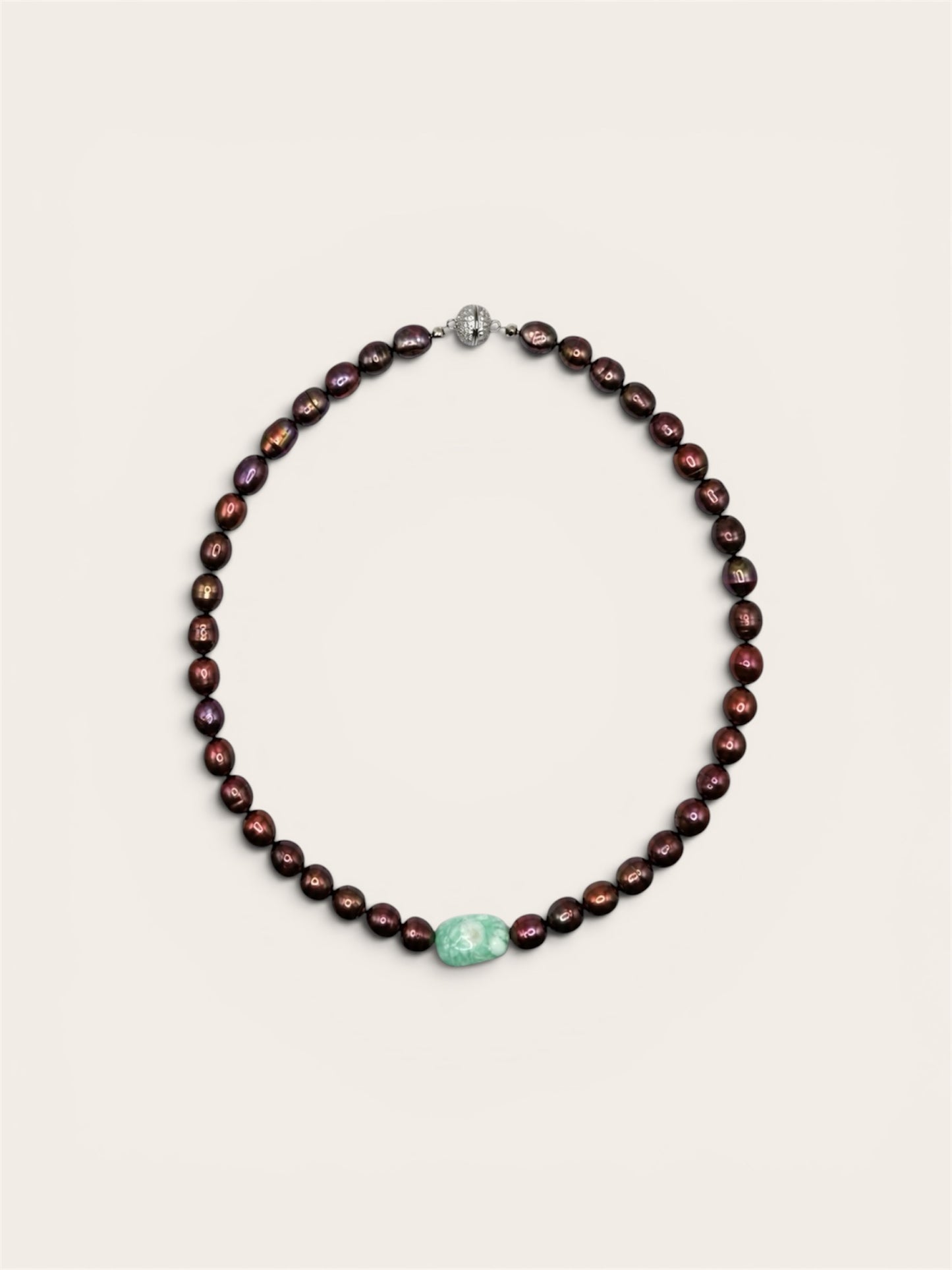 Noir Opaline